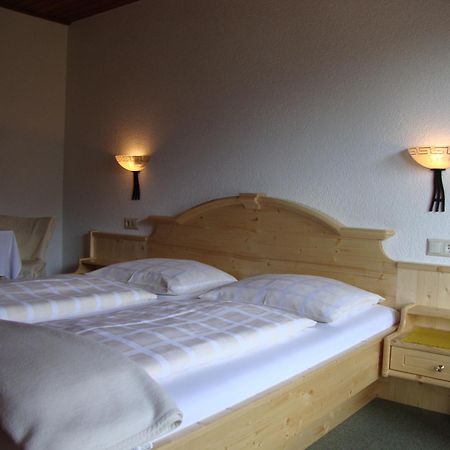 Hotel Krönhof Bad Kleinkirchheim Exterior foto