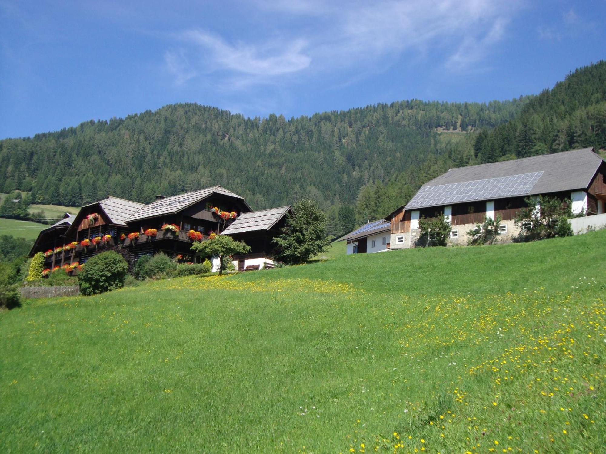 Hotel Krönhof Bad Kleinkirchheim Exterior foto
