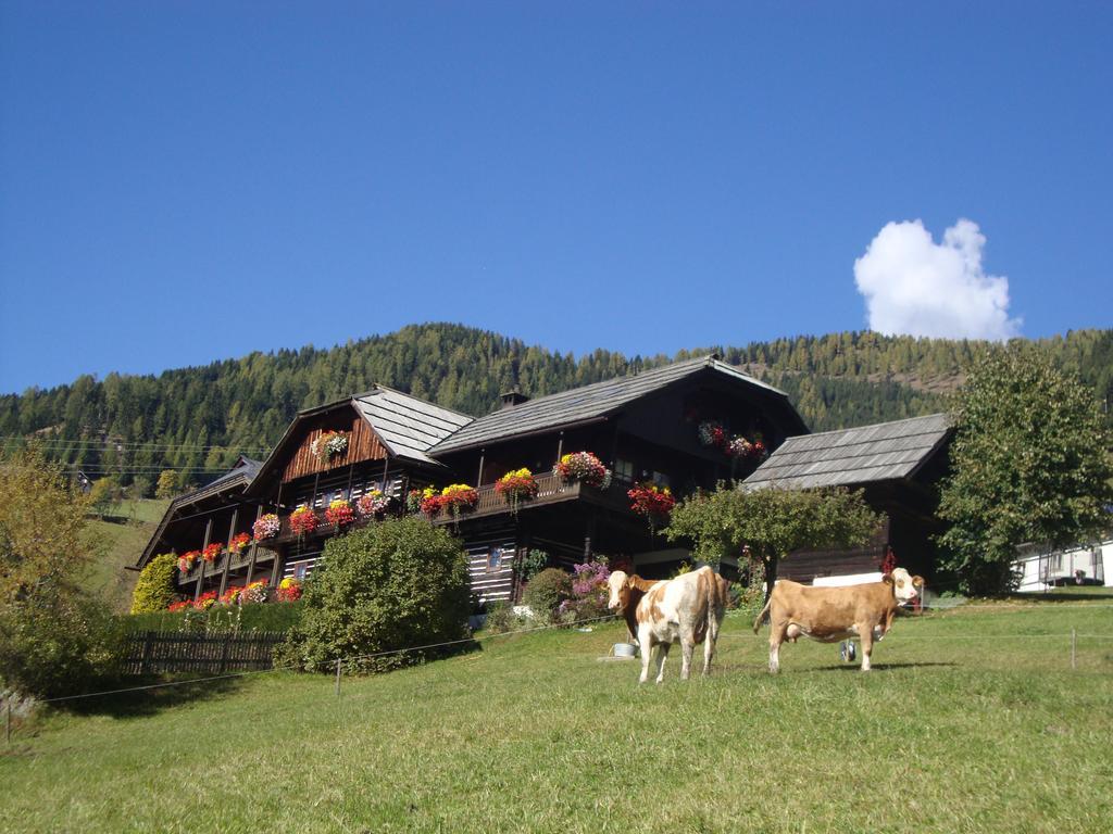 Hotel Krönhof Bad Kleinkirchheim Exterior foto